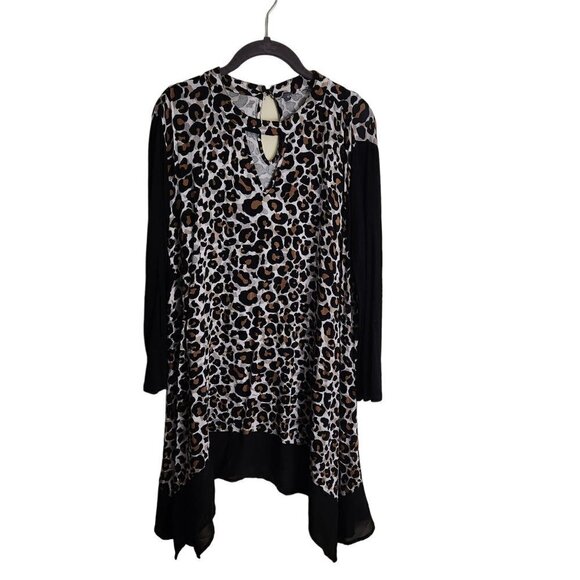 Kate & Mallory Leopard Black Trim Tunic Sharkbite Hem Mobwife Top Size 1X - Picture 1 of 4